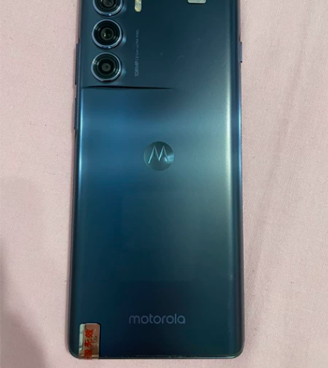 1429。摩托罗拉edge S30，内存8...
