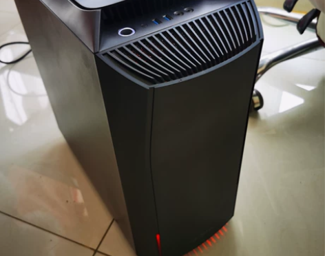 i5-10400主机七彩虹品牌主机黑鳍鲨侧...