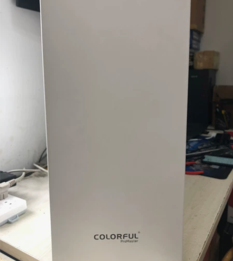 七彩虹品牌台式主机、iGame studi...