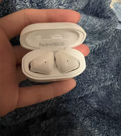 出redmi buds 3，线下实体店购入...