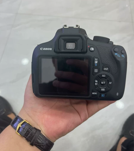 自用佳能单反相机 1200D 感兴趣的话点...