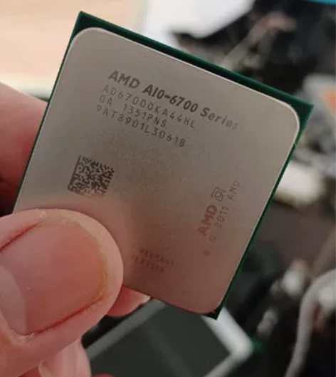 朋友倒下来的电脑不用了  所以闲置cpu ...
