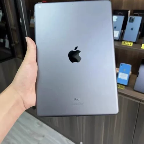 iPad 2020款 黑色 128g 自用...
