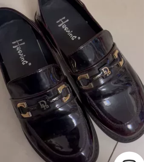 豪行乐福鞋女秋季厚底英伦风复古小皮鞋女真皮...