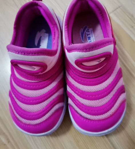 安踏26码,内长160,九成新,主页两双包...