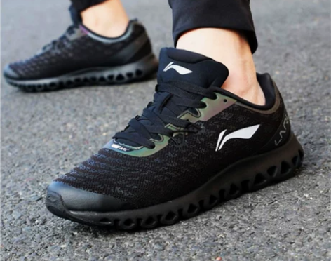 李宁跑步鞋男鞋秋冬新款网面减震轻便弧跑鞋耐...