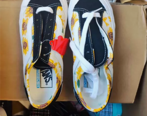 VANS范斯帆布鞋 36码 江浙沪包邮