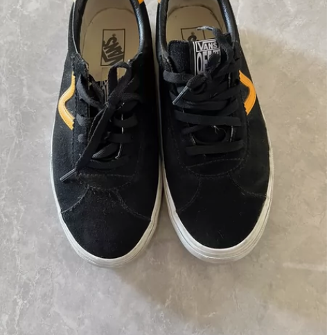 vans韩国买的 42码，现在不喜欢穿了 ...