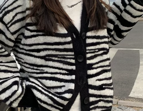 DREAM SEVEN77 斑马纹毛衣开衫...