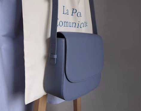 转卖果柠莞尔 女士包 全新 感兴趣的话点“...