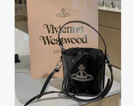 转卖vivienne westwood西太...