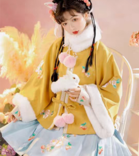 转卖玉术汉服女花开兔原创汉元素加厚方领半袖...
