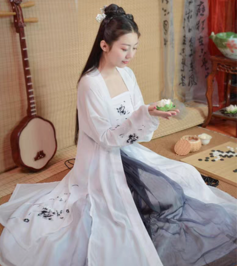 转卖如梦霓裳汉服女绣花长褙子花非花白色水墨...