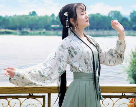 转卖[如梦霓裳]汉服女装 图1下裙+图2左...