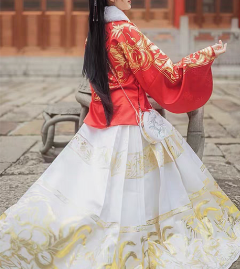 包邮如梦霓裳原创明制汉服女袄裙交领织金短袄...