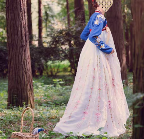 包邮正版远山黛语绝版白雪公主，看衣服上的刺...