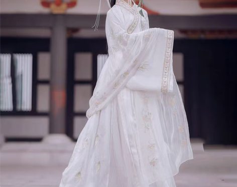 转卖都城南庄汉服 雀翎仙 原创新品交领齐腰...