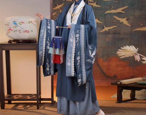 转卖清梳原创云鹤辞明制汉服女对襟长衫刺绣云...