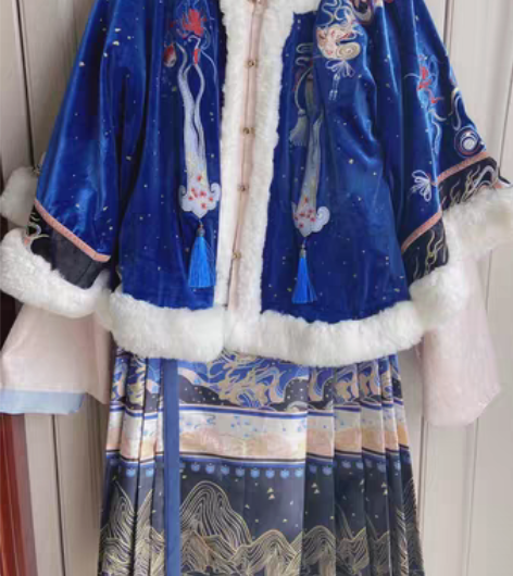 包邮七月夕闺梦汉服，穿一次，洗过一次，吊牌...