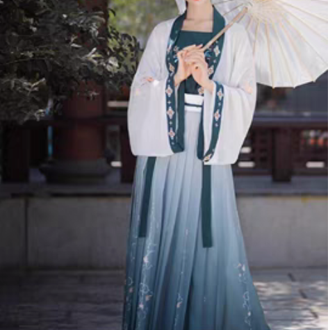 包邮退款低价出汉服，珍缕旗舰店陌上卿安l码...