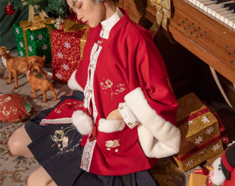 转卖迷仙纪汉服原创汉元素睡月猪加厚半袖披袄...