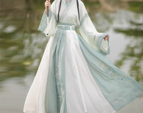 转卖【狂欢价】云芳晴玉清歌原创汉服女中国风...