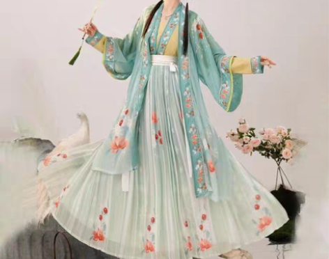 转卖【狂欢价】劲合汉服女中国风【半城桃色】...