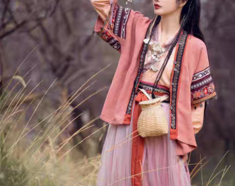 转卖司南阁原创【念奴】汉服女款宋制半袖褶裙...