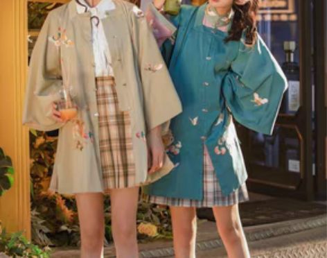 转卖司南阁原创【百蝶猫】汉服女款明制立领方...