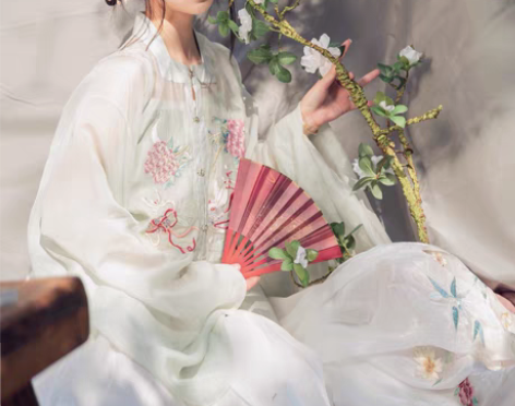 司南阁原创铃铛兔子汉服女款明制方领补子淡绿...