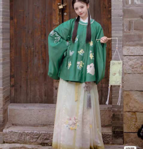 司南阁原创薄荷兔汉服女款明制绿色圆领袄 全...