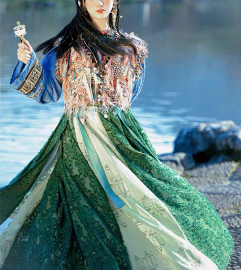 【出租】杨超越同款司南阁原创梵音汉服 【租...