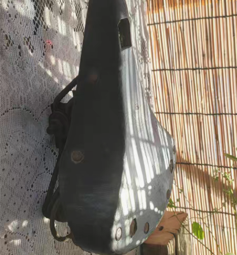 包邮老式飞鸽自行车车座，能用联系，非偏远包...