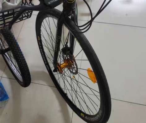 吉普公路自行车26寸27速，换了山地车这个...