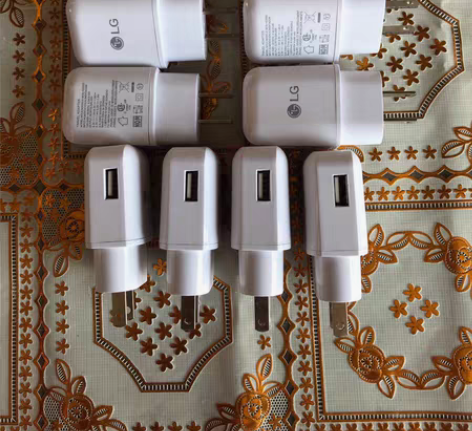 二手LG充电器5V1.8AUSB插头单充电...