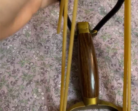 包邮闲置弹弓,便宜出,少了一条筋,重新配一...