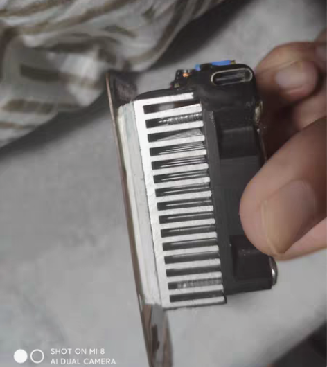 包邮出自用手机散热器,加铜板散热,玩游戏必...