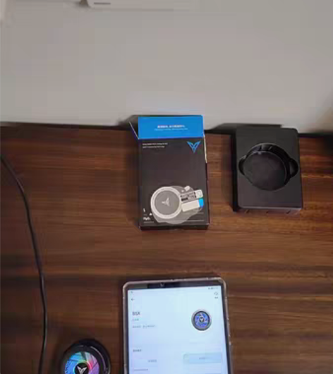 包邮手机散热器,飞智b5x+原装的充电头和...