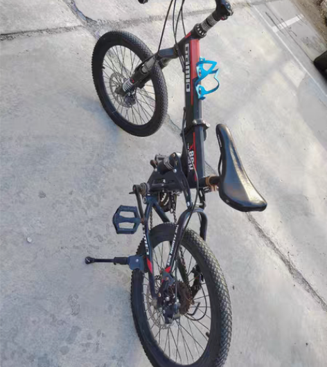 20寸折叠山地车，车把有些不太好用，孩子说...