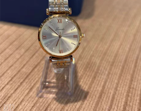 清理库纯，阿玛尼手表特价热销中！每款只有几...