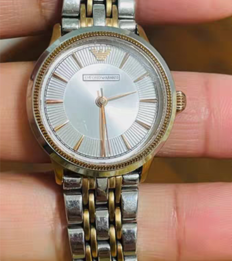 阿玛尼手表，2000出，支持视频验证 感兴...