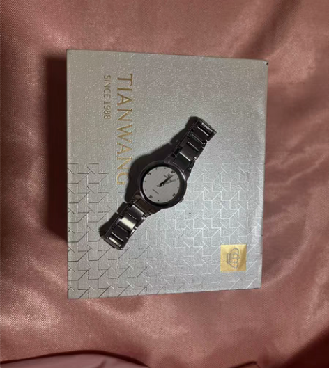 包邮天王手表女性 便宜出 感兴趣的话点“我...