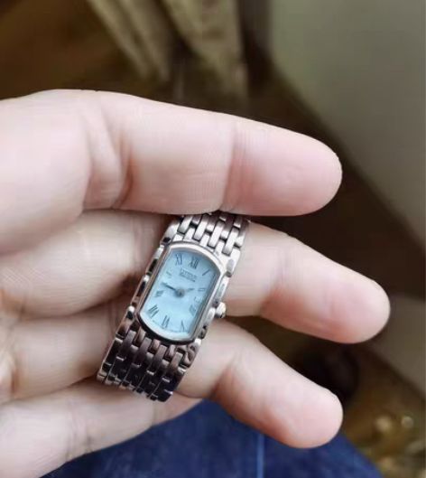 西铁城光波女士表  成色好，走时正常。正品...