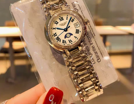 转卖【88狂欢价】官方正品心月手表女士20...