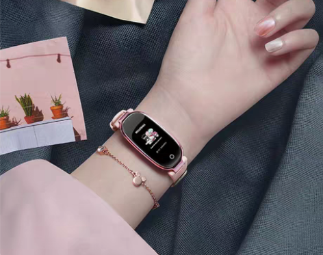 转卖三丽鸥智能手表女运动5小米6苹果7通用...