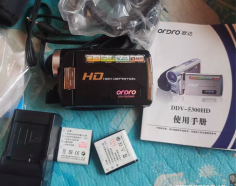 包邮欧达相机，全新只用过一次，赠送两块电池...