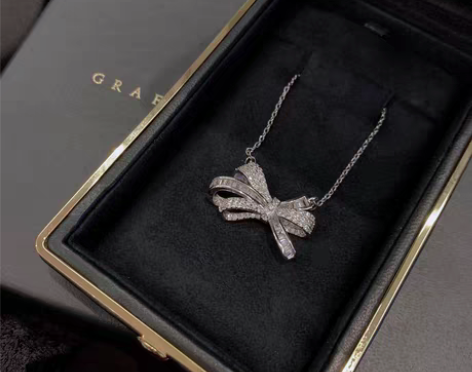 转卖CHICYOU Gra*f银色钻石蝴蝶...