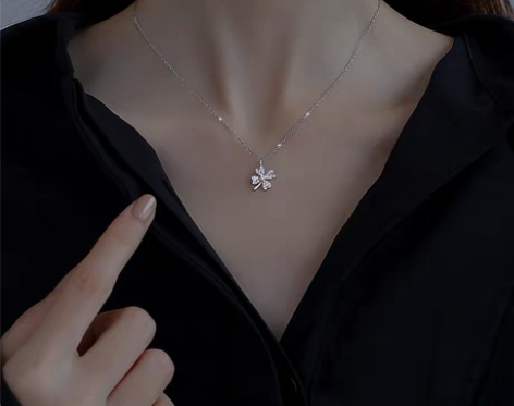 转卖925纯银四叶草项链女小众轻奢设计!!...