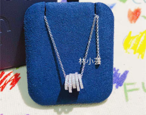 转卖正品代购apm monaco小蛮腰项链...