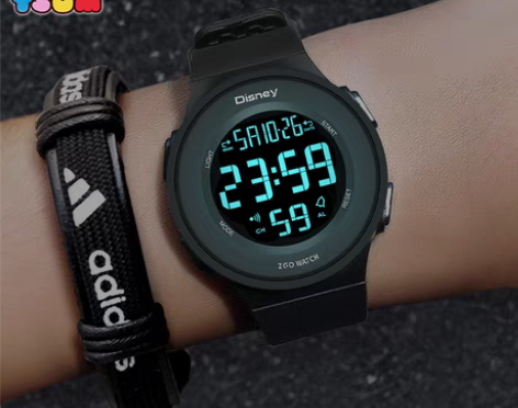 转卖迪士尼防水运动跑步男学生青少年高中女旗...